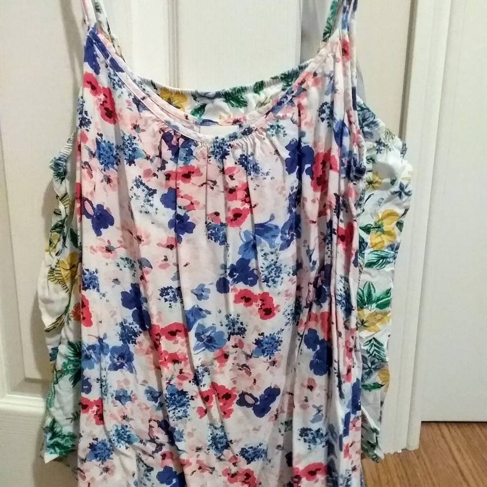 2 tank tops
